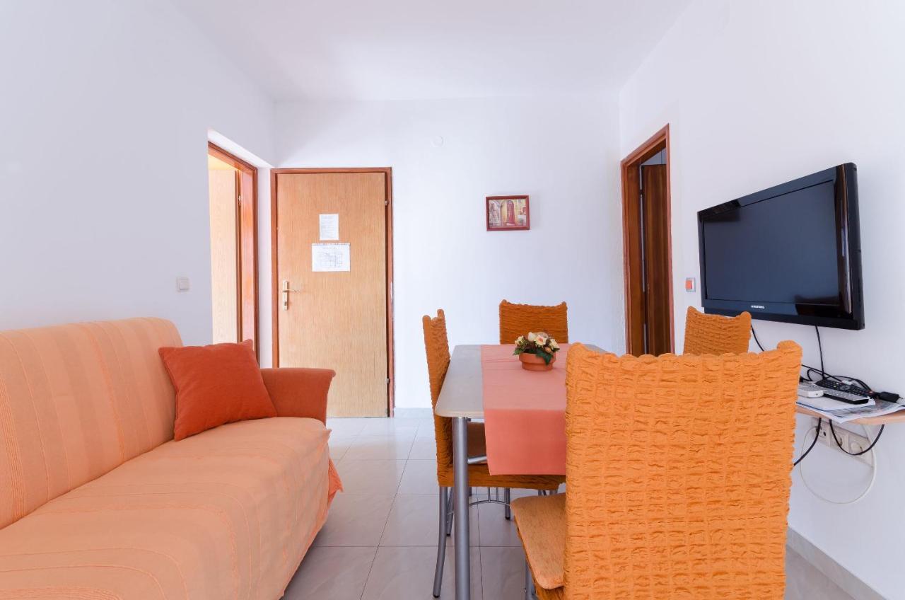 Apartments Helena Lopar Εξωτερικό φωτογραφία
