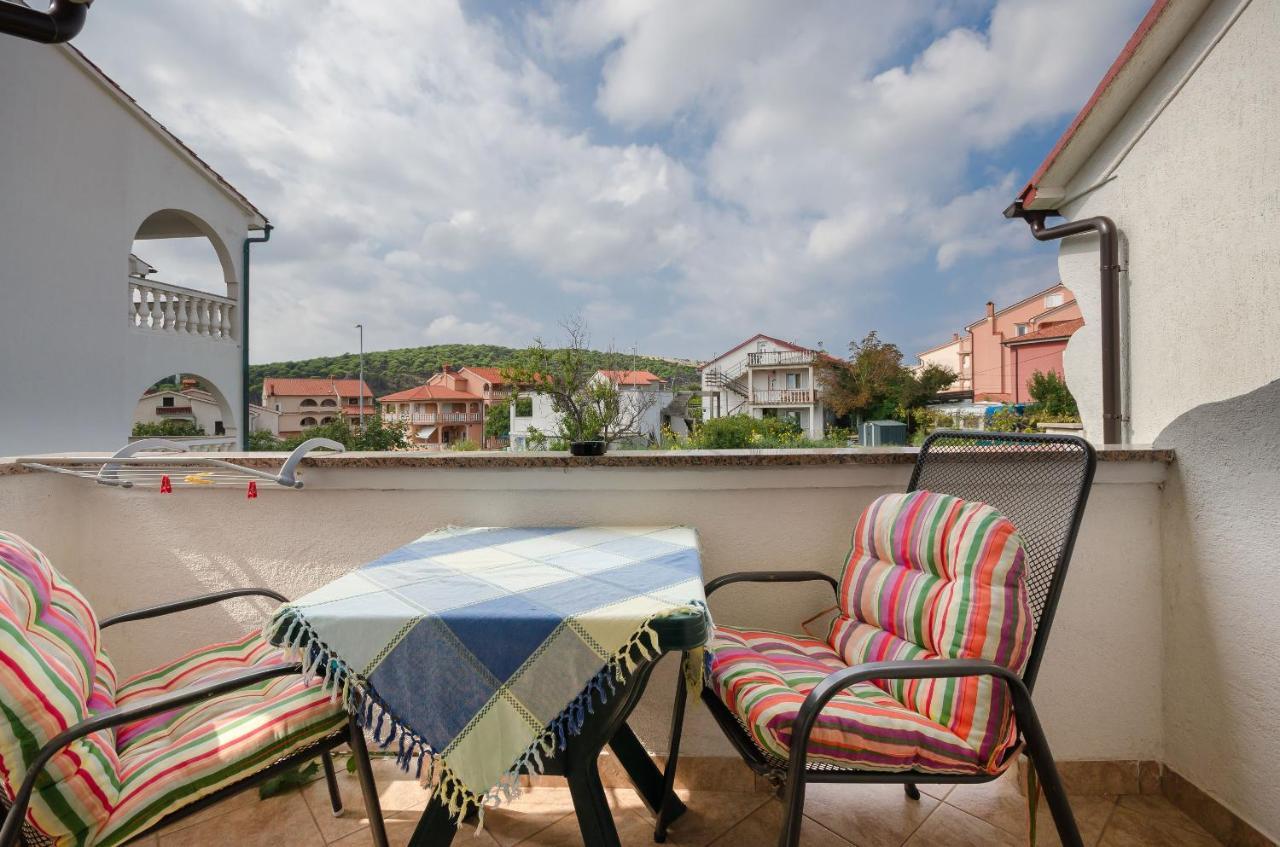 Apartments Helena Lopar Εξωτερικό φωτογραφία