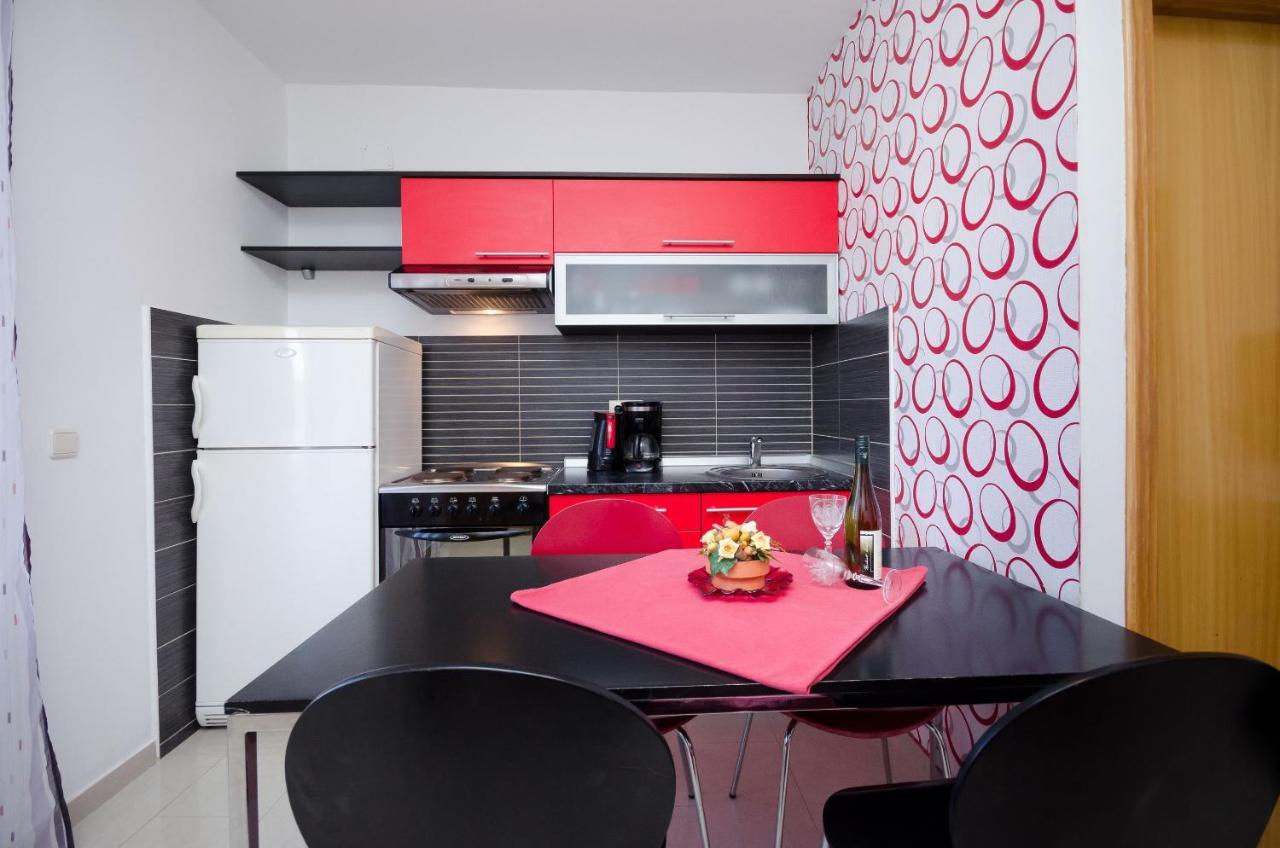 Apartments Helena Lopar Εξωτερικό φωτογραφία